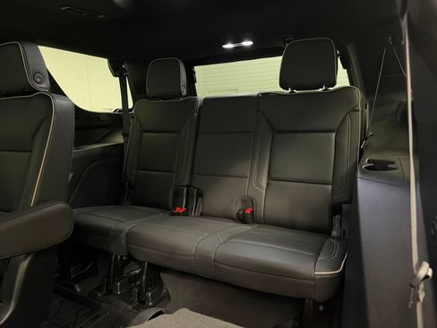 Used 2023 Chevrolet Tahoe Premier AWD/4WD image 26