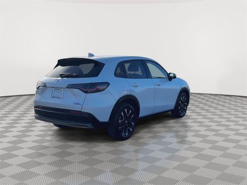 Used 2026 Honda HR-V EX-L image 8