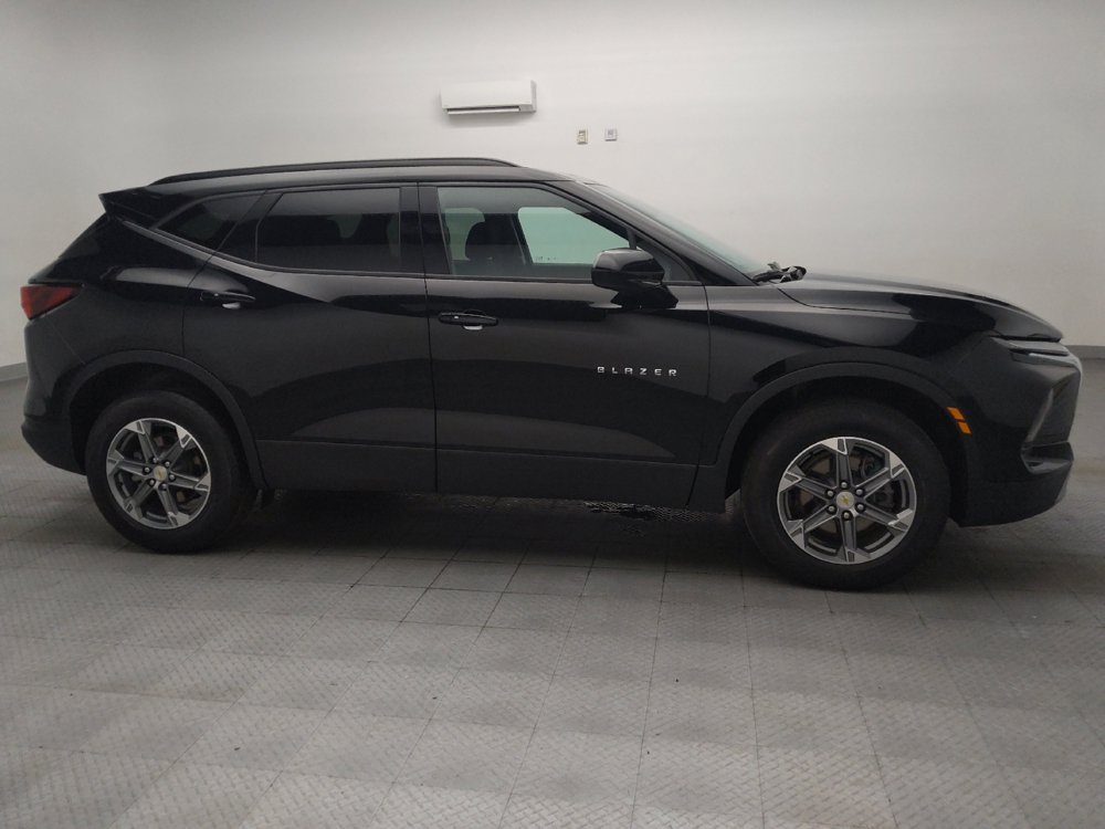 Used 2024 Chevrolet Blazer LT w/ Convenience Package FWD image 11