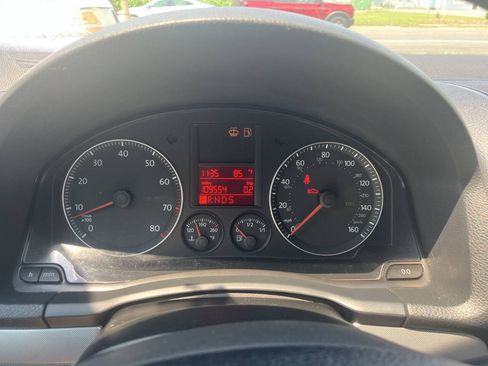 Used 2009 Volkswagen Jetta SEL FWD image 24