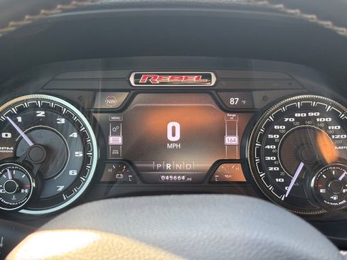 Used 2021 RAM 1500 Rebel AWD/4WD image 19