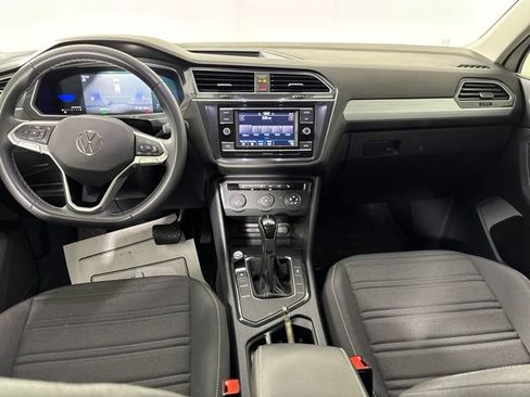 Used 2022 Volkswagen Tiguan S FWD image 12