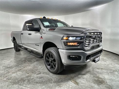 Used 2025 RAM 3500 Big Horn image 2