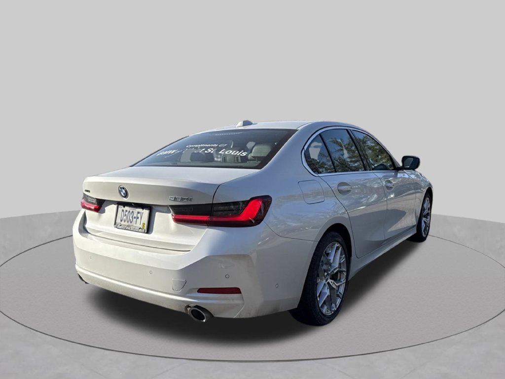 Used 2026 BMW 330i xDrive Sedan w/ Premium Package AWD/4WD image 6