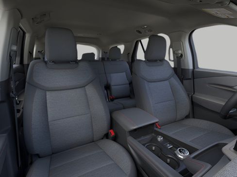 Used 2026 Ford Explorer Active AWD/4WD image 10
