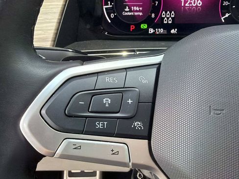 Used 2025 Volkswagen Atlas SEL Premium R-Line AWD/4WD image 30