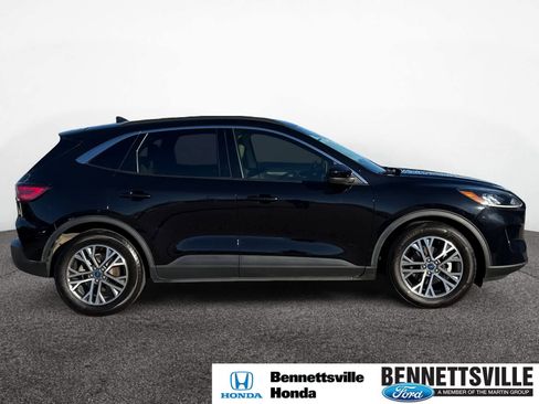 Used 2021 Ford Escape SEL w/ Technology Package image 6