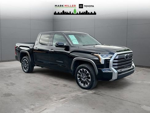 Used 2025 Toyota Tundra Limited AWD/4WD image 7