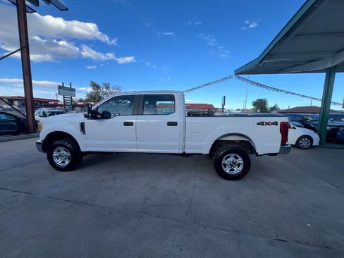Used 2017 Ford F250 XL w/ Power Equipment Group AWD/4WD image 23