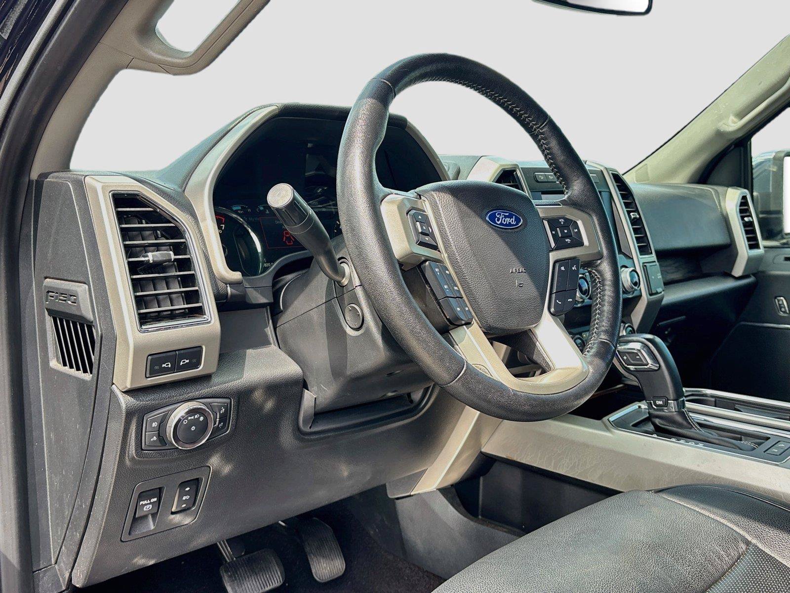Used 2020 Ford F150 Lariat w/ Equipment Group 502A Luxury AWD/4WD image 9