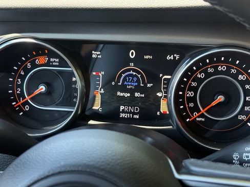 Used 2018 Jeep Wrangler Sport AWD/4WD image 24