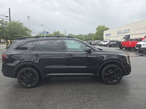 Used 2025 Kia Sorento X-Line EX AWD/4WD image 2