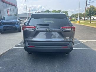 Used 2023 Toyota RAV4 XLE AWD/4WD video 4