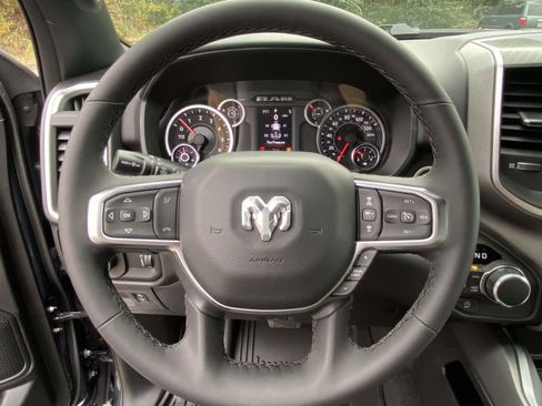 New 2026 RAM 1500 4x4 Crew Cab image 20