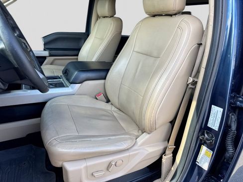 Used 2017 Ford F150 Lariat w/ Equipment Group 501A Mid AWD/4WD image 19