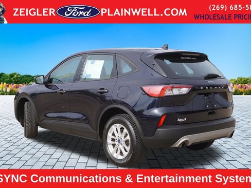 Used 2021 Ford Escape S image 3