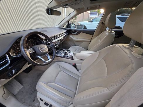 Used 2018 Audi Q7 3.0T Premium Plus w/ Premium Plus Package AWD/4WD image 12