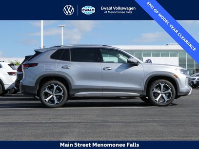 New 2025 Volkswagen Tiguan SE