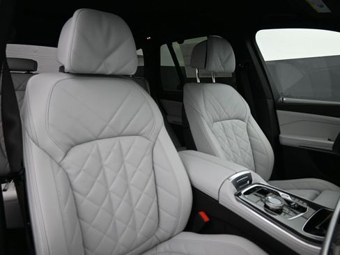 New 2026 BMW X5 M60i image 20