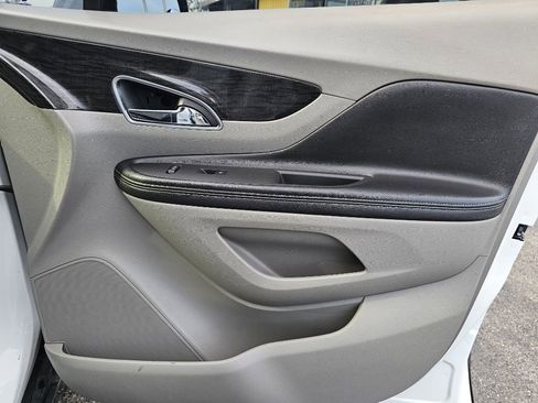 Used 2016 Buick Encore FWD image 39