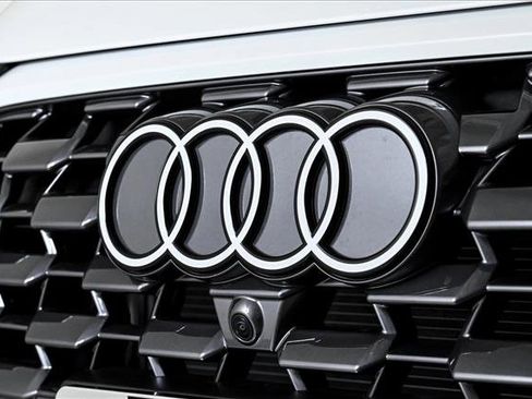 New 2025 Audi Q5 Premium Plus image 3