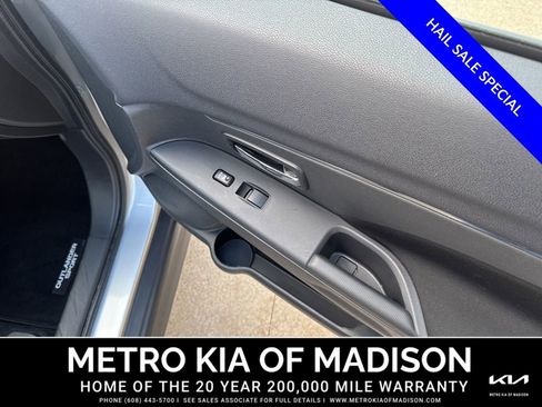 Used 2025 Mitsubishi Outlander Sport ES AWD/4WD image 33