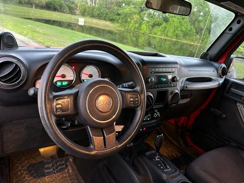 Used 2014 Jeep Wrangler Sport image 12