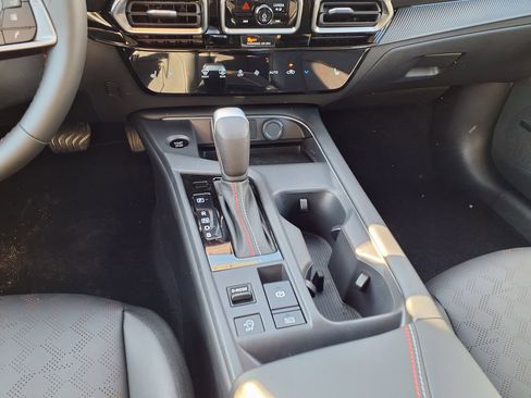 New 2026 Nissan Sentra SR w/ SR Premium Package FWD image 19