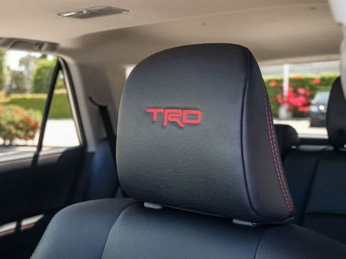 Used 2024 Toyota 4Runner TRD Off-Road Premium w/ Moonroof Package AWD/4WD image 27