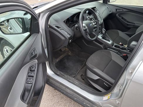 Used 2012 Ford Focus SE image 9