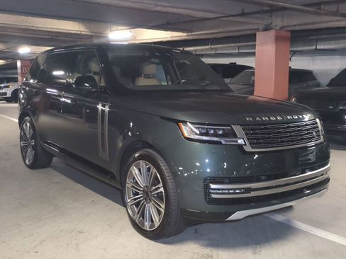 New 2026 Land Rover Range Rover Long Wheelbase SE AWD/4WD image 7