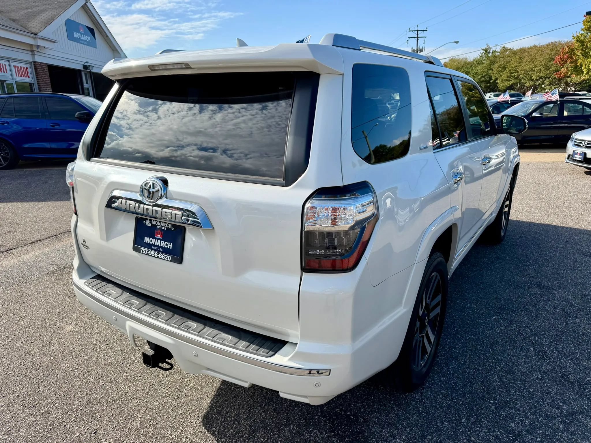 Used 2014 Toyota 4Runner Limited AWD/4WD image 5