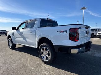 New 2025 Ford Ranger Lariat w/ Chrome Accent Package video 4