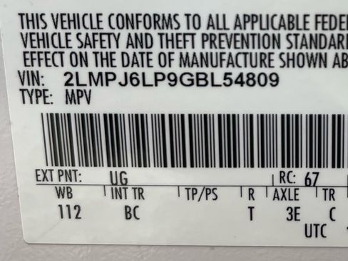 Used 2016 Lincoln MKX Reserve w/ Luxury Package image 39