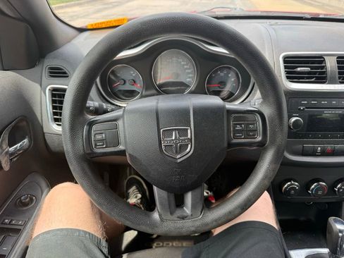 Used 2013 Dodge Avenger SE FWD image 5