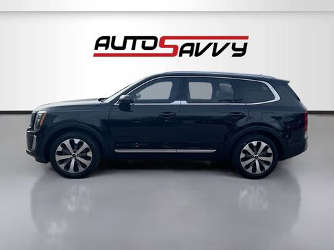 Used 2022 Kia Telluride EX w/ EX Premium Package FWD image 4