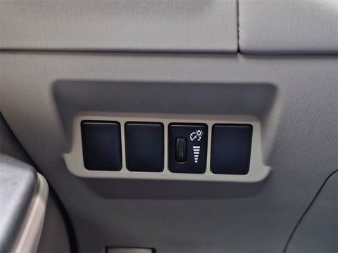 Used 2014 Toyota Prius V Three image 31