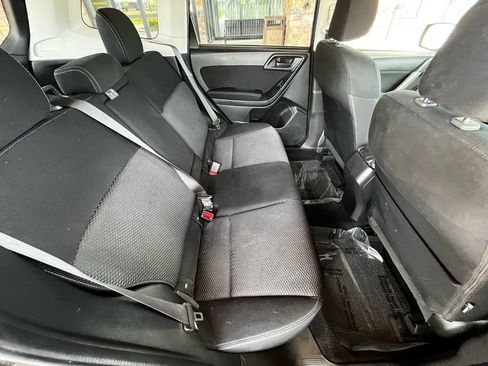 Used 2014 Subaru Forester 2.5i Premium w/ All-Weather Package AWD/4WD image 19