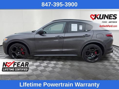 Used 2023 Alfa Romeo Stelvio Veloce AWD/4WD image 4