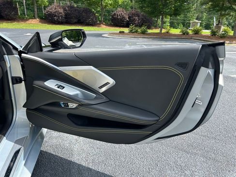 Certified 2021 Chevrolet Corvette Stingray Premium Cpe w/ Body-Color Dual Roof Package RWD image 53