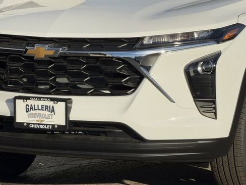 New 2026 Chevrolet Trax LS w/ Driver Confidence Package image 6