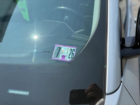 Certified 2022 Jeep Grand Cherokee L Limited w/ Luxury Tech Group II image 31