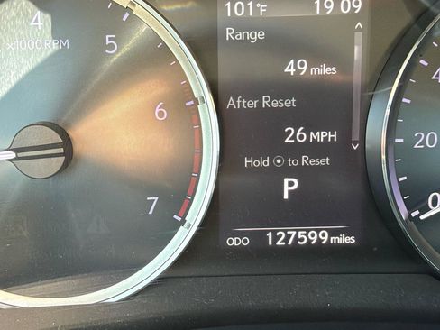 Used 2017 Lexus IS 200t w/ Navigation System Package RWD image 21