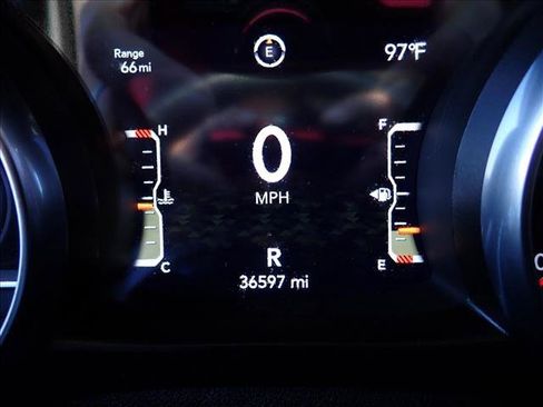 Used 2021 Jeep Gladiator Rubicon w/ Cold Weather Group AWD/4WD image 22
