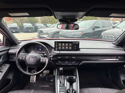 Used 2023 Honda Accord Sport image 30