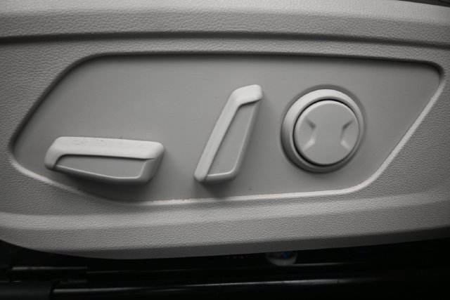 Used 2026 Kia Sorento S FWD image 16
