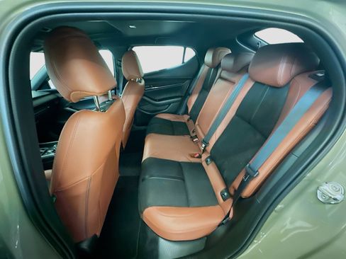 Used 2024 MAZDA MAZDA3 s image 30