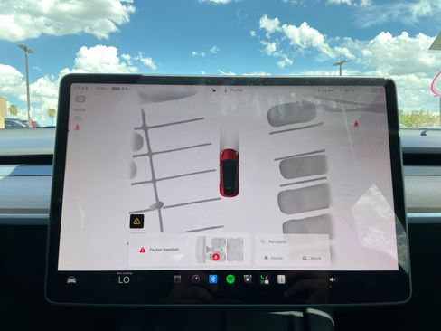 Used 2023 Tesla Model Y Long Range AWD/4WD image 10