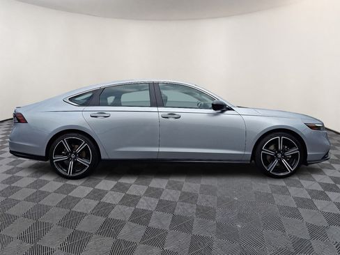 Used 2024 Honda Accord Sport image 7