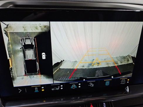 Certified 2024 Chevrolet Silverado 3500 High Country w/ High Country Premium Package image 30